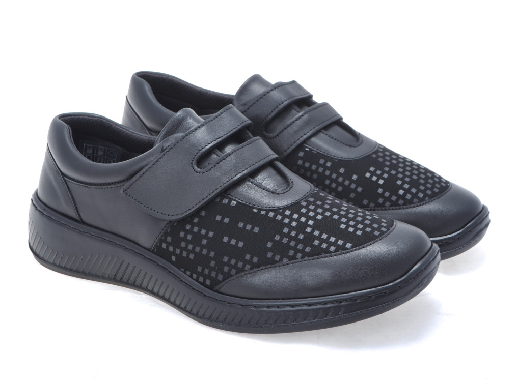 detail dámské polobotky pro halluxy PÖLKING SCHUHE 940184-01 Černá