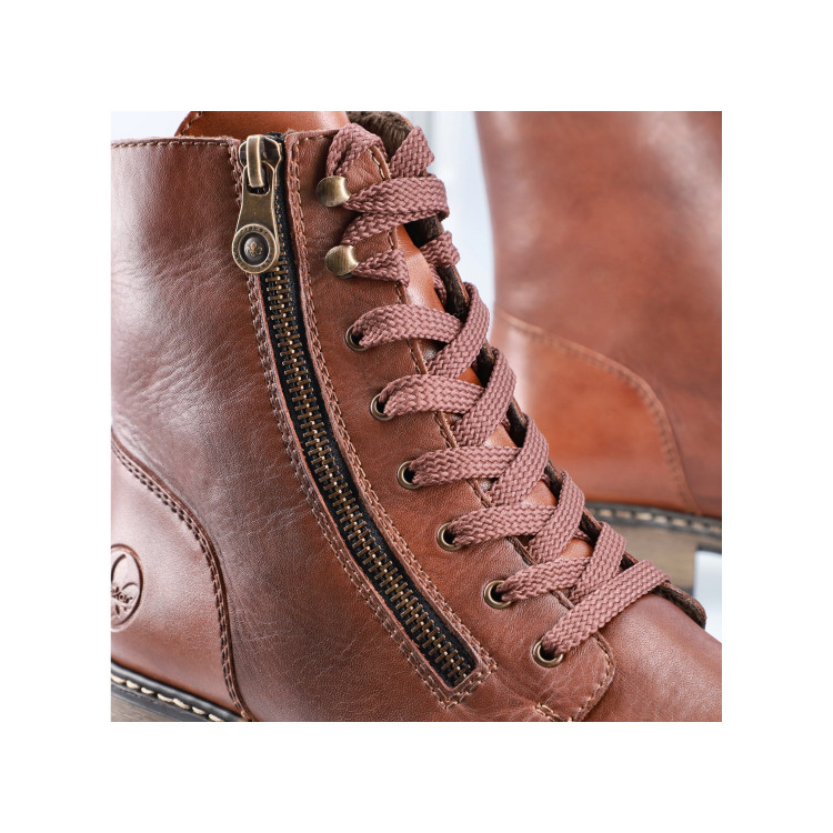 detail elegantní kotníková obuv RIEKER Z6840-25 Hnědá